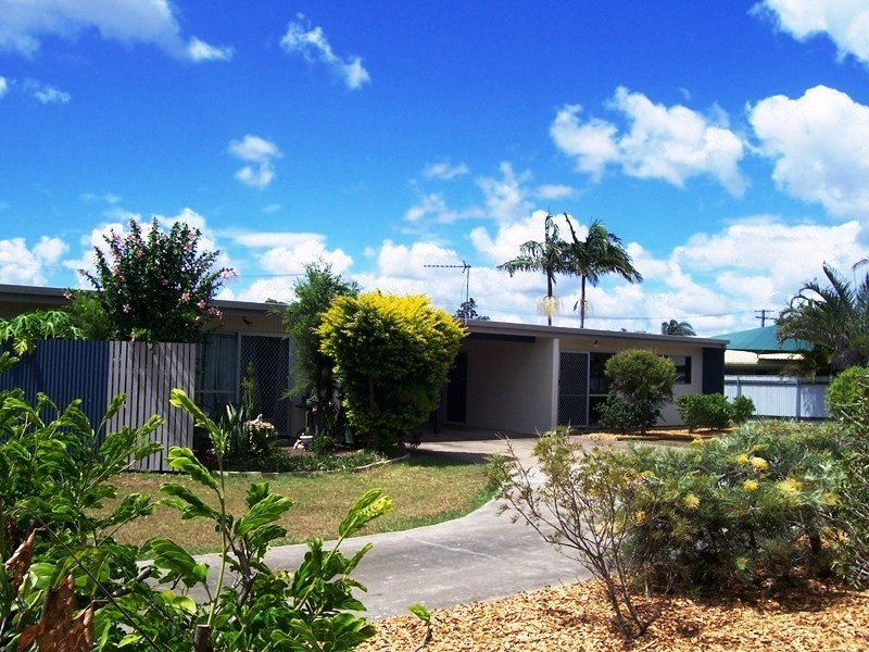 4a Woolgar Road, Southside QLD 4570