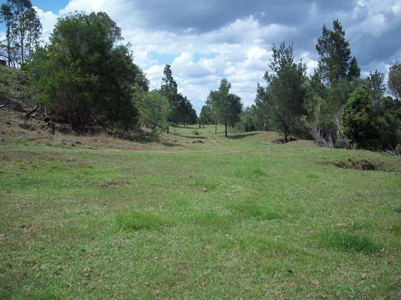 Bells Bridge QLD 4570