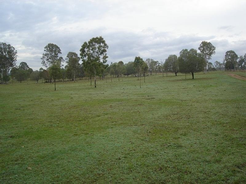 Bells Bridge QLD 4570