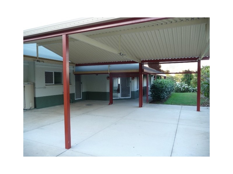 5 Farmborough Court, Southside QLD 4570