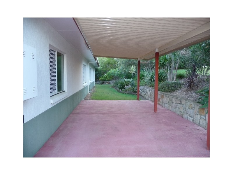 5 Farmborough Court, Southside QLD 4570