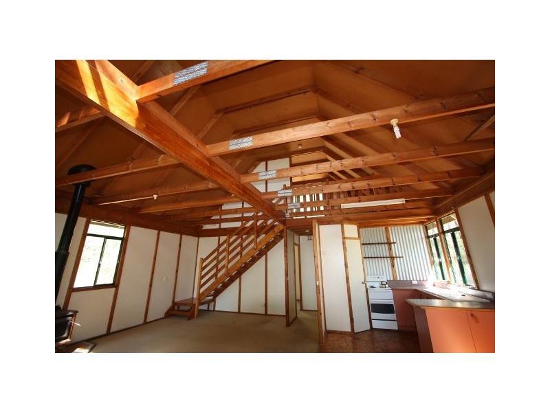 Goomboorian QLD 4570