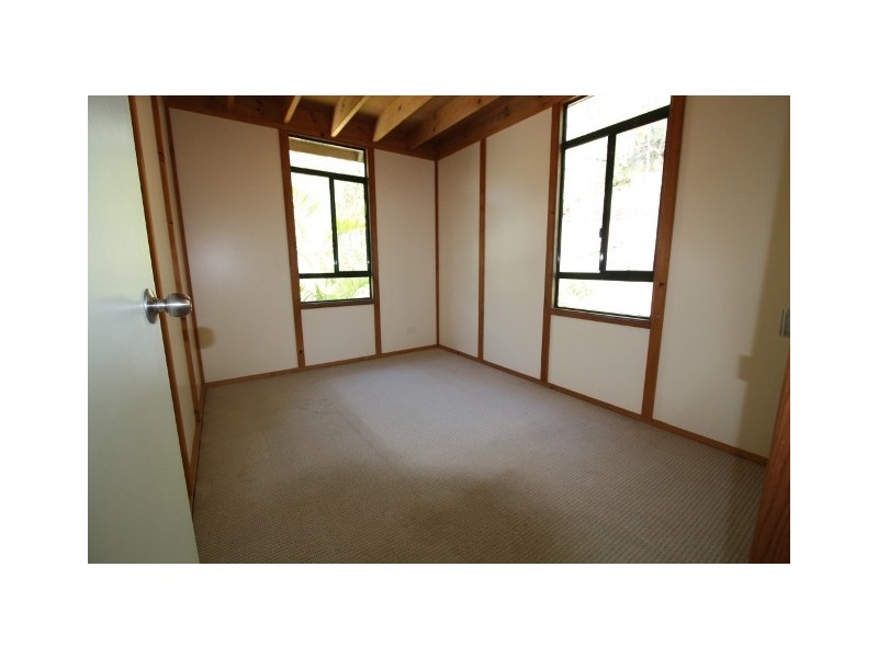 Goomboorian QLD 4570