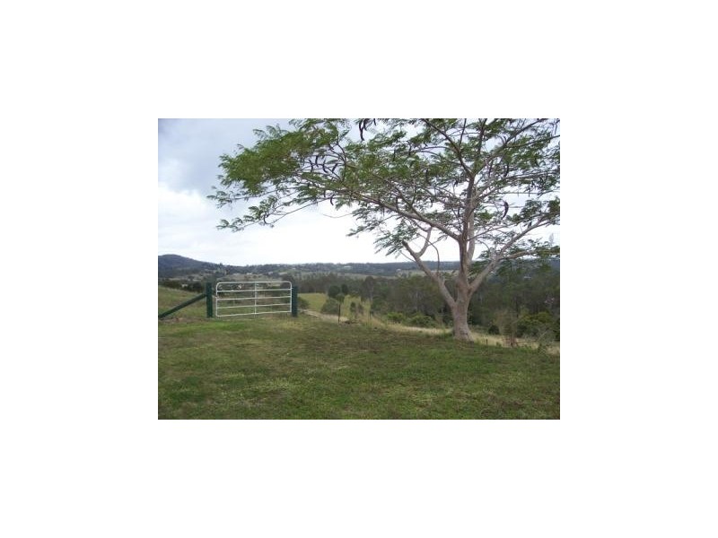 U2,  148 Irvine Road, Chatsworth QLD 4570