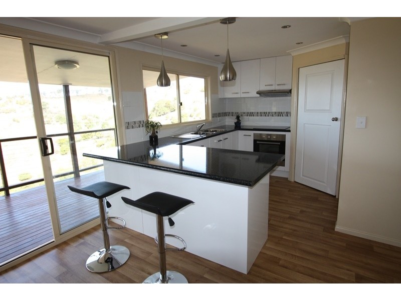 109 Fishermans Pocket Road, Chatsworth QLD 4570