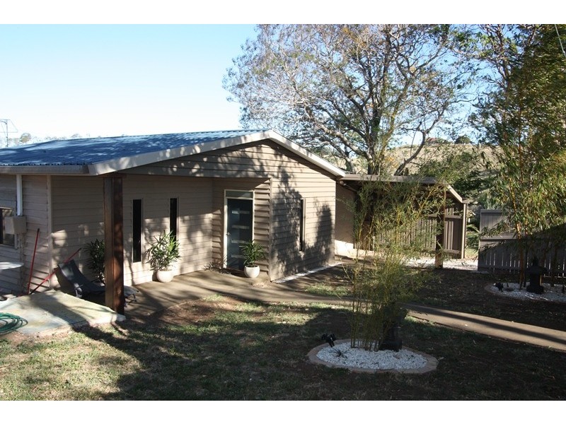 109 Fishermans Pocket Road, Chatsworth QLD 4570