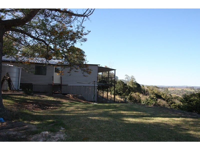 109 Fishermans Pocket Road, Chatsworth QLD 4570