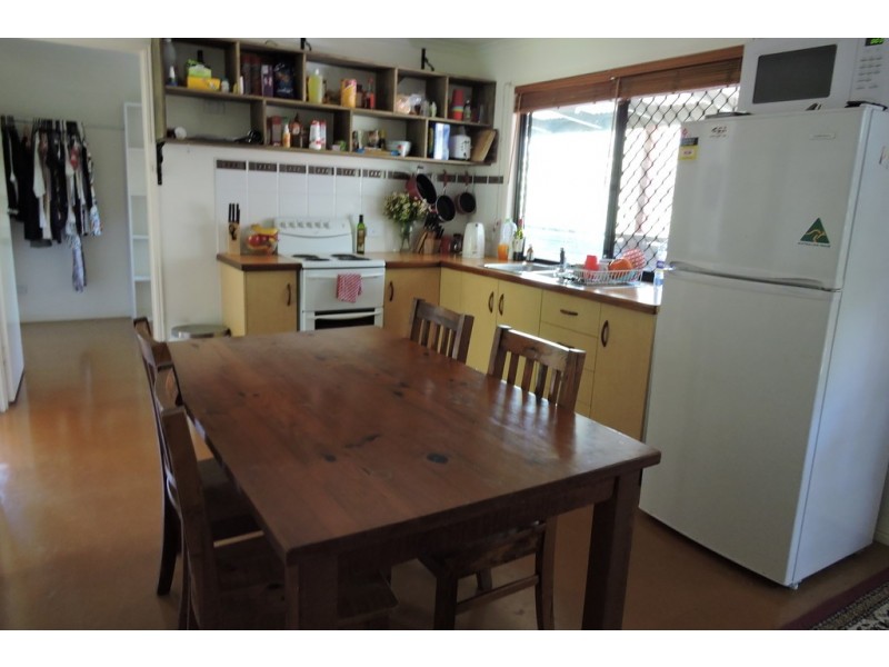 46 Main Street, Kin Kin QLD 4571