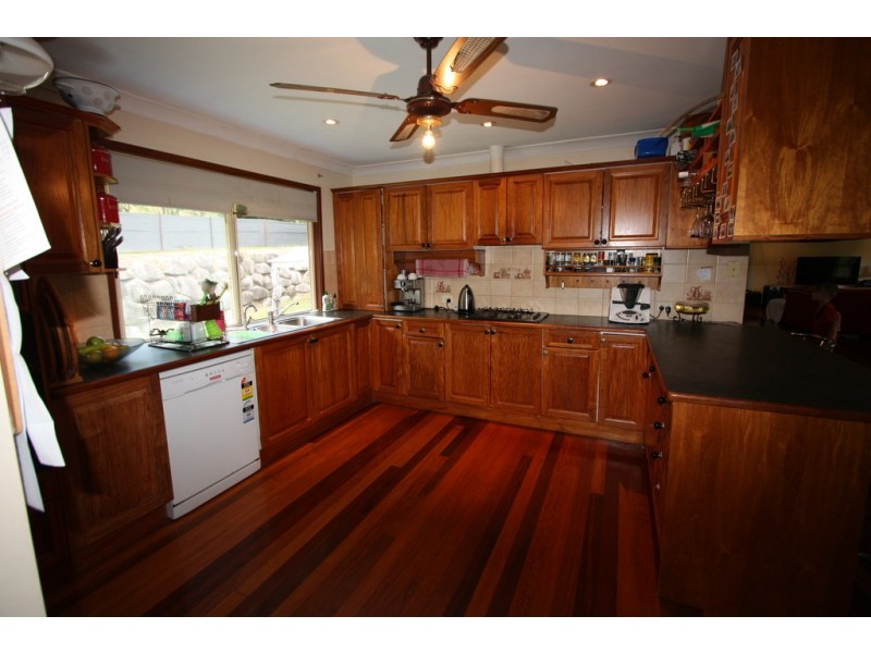 3 George Street, Cooran QLD 4569
