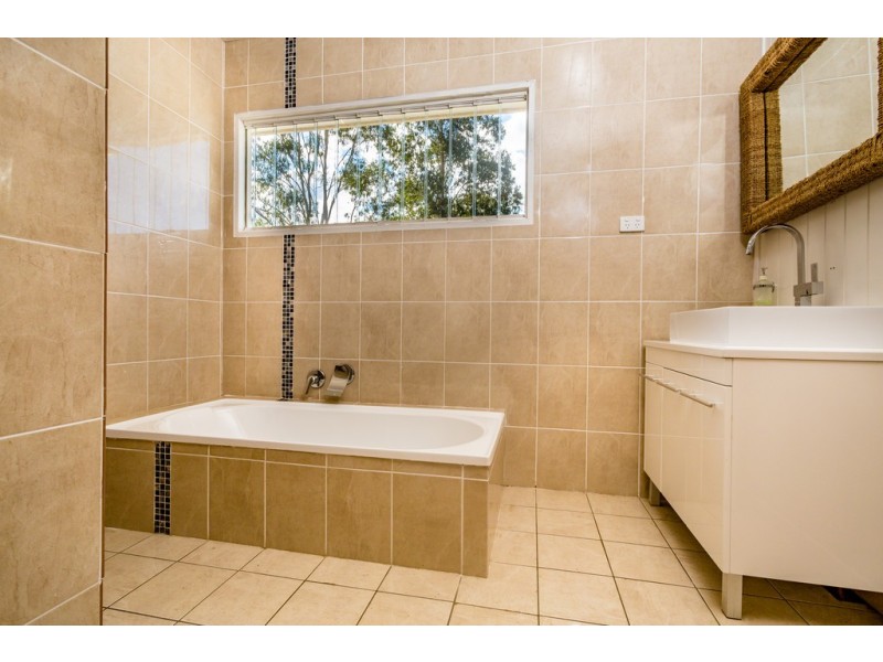 103 Leeann Road, Monkland QLD 4570