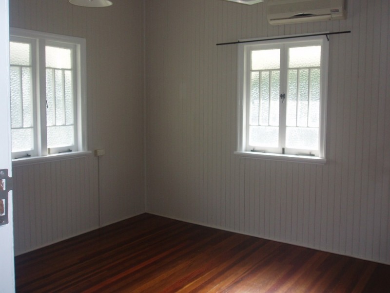 106 School Street, Pomona QLD 4568