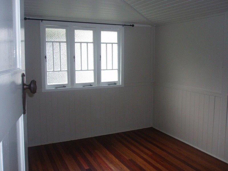 106 School Street, Pomona QLD 4568