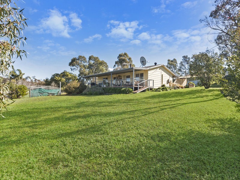 2 Hooper Rd, Tungkillo SA 5236