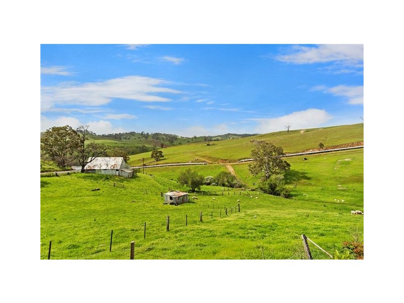 2834 North East Rd, Chain Of Ponds SA 5231