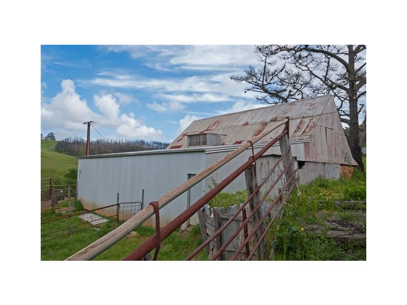 2834 North East Rd, Chain Of Ponds SA 5231