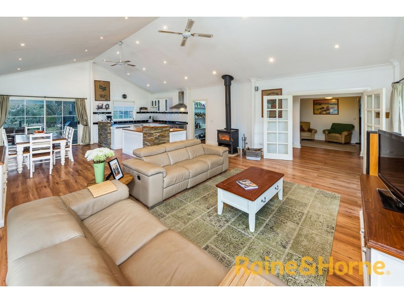 67 Peacocks Road South, Oakbank SA 5243