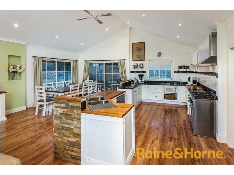 67 Peacocks Road South, Oakbank SA 5243