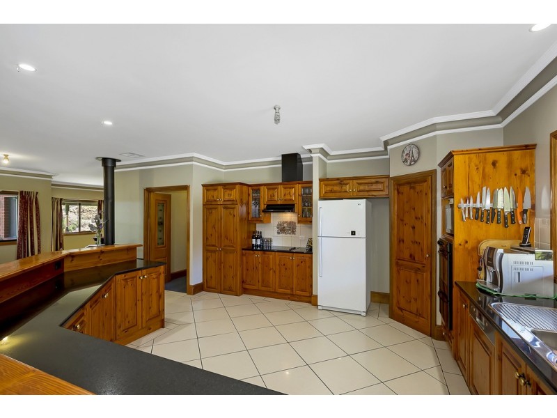 182 Retreat Valley Road, Gumeracha SA 5233