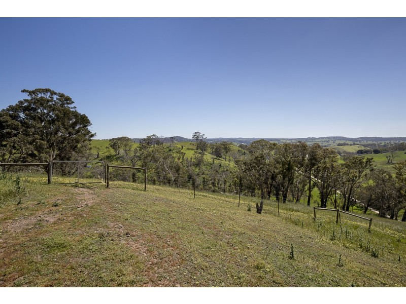 182 Retreat Valley Road, Gumeracha SA 5233