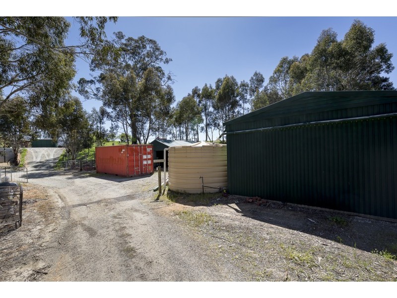 182 Retreat Valley Road, Gumeracha SA 5233