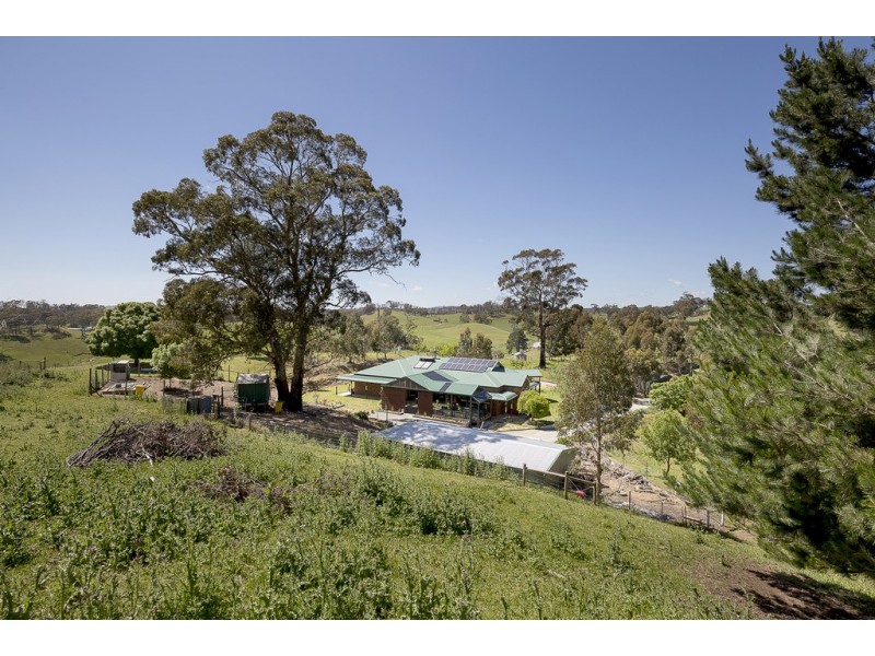 182 Retreat Valley Road, Gumeracha SA 5233