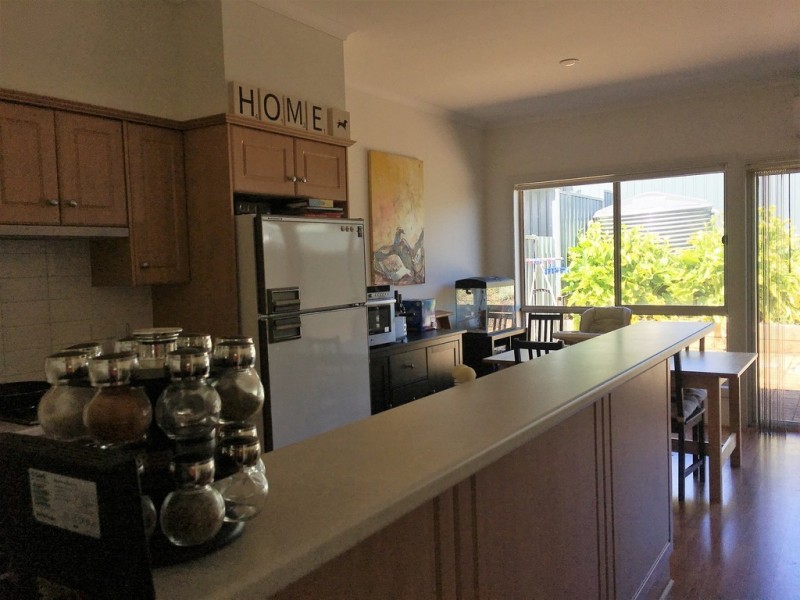 2/1 Collins Street, Mount Barker SA 5251
