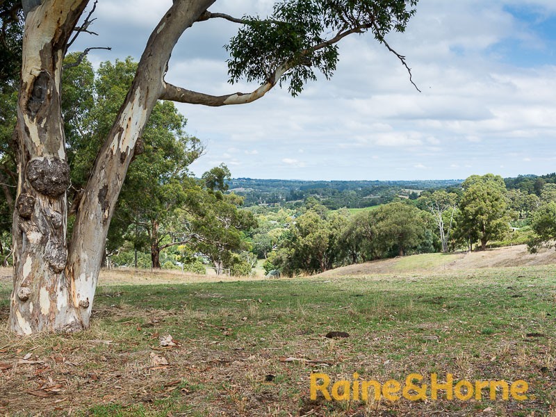 13 Ambulance Road, Verdun SA 5245