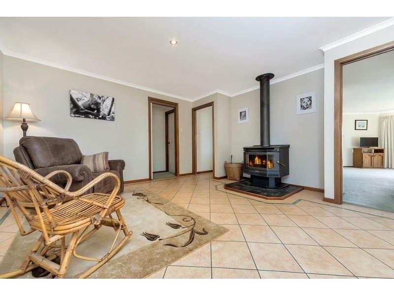 310 Lucas Rd, Mount Pleasant SA 5235