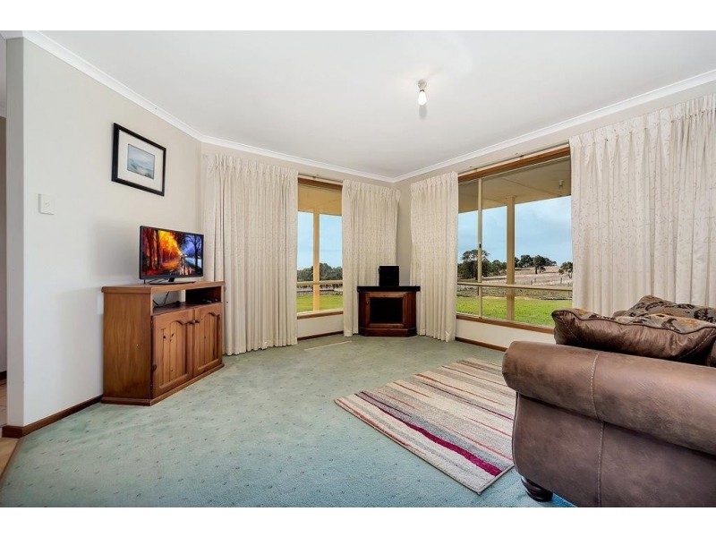 310 Lucas Rd, Mount Pleasant SA 5235