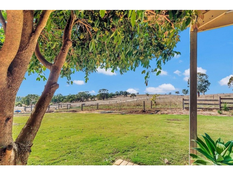 310 Lucas Rd, Mount Pleasant SA 5235