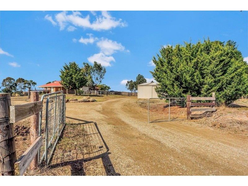 310 Lucas Rd, Mount Pleasant SA 5235