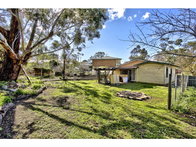 5 Ferdinand St, Springton SA 5235