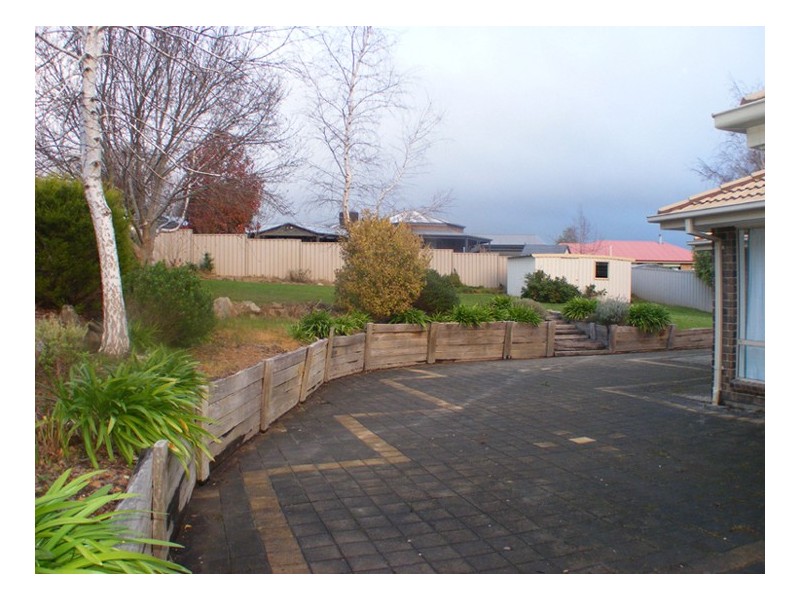 5 Sandalwood Drive, Woodside SA 5244