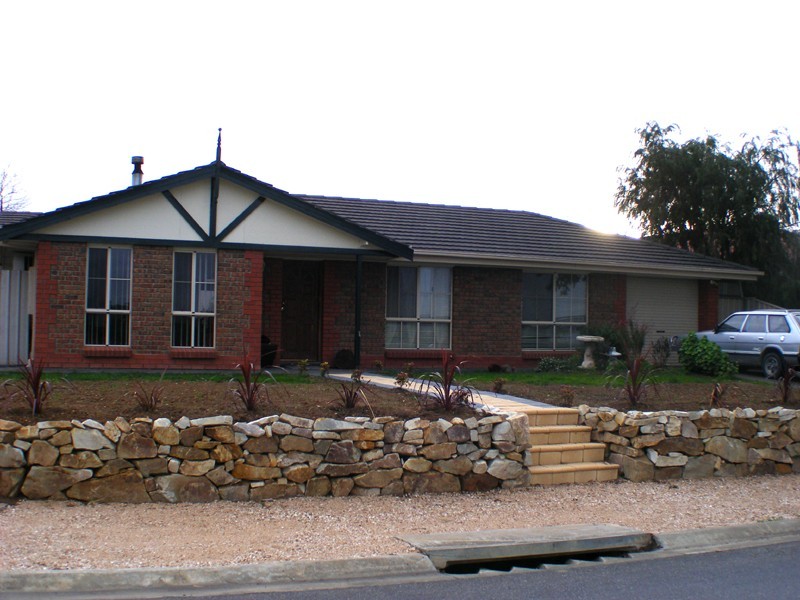 12 Barker Road, Mount Barker SA 5251