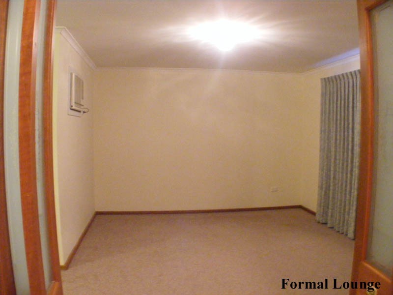 16 Elm Drive, Oakbank SA 5243