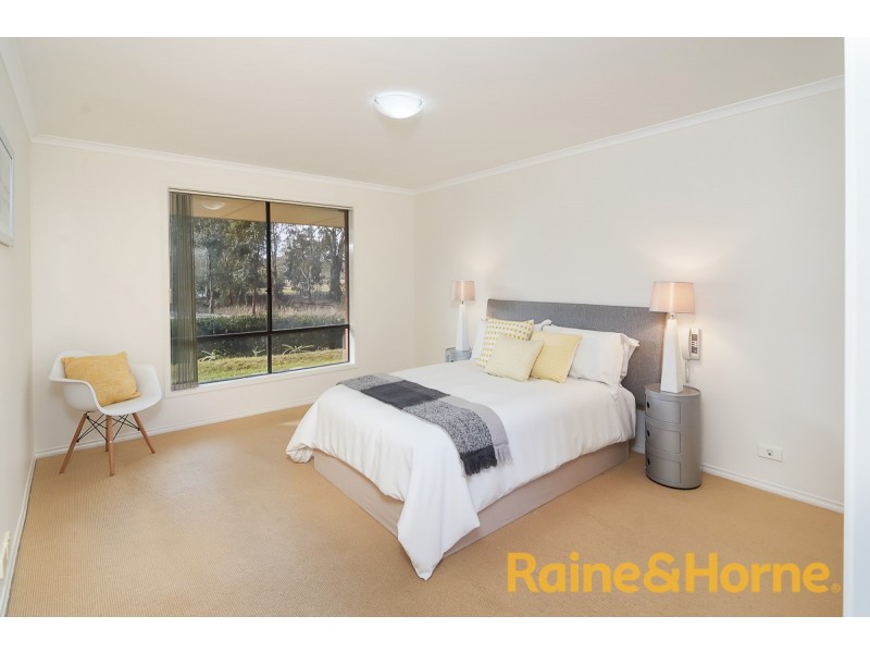 13 Peake Ct, Mount Barker SA 5251