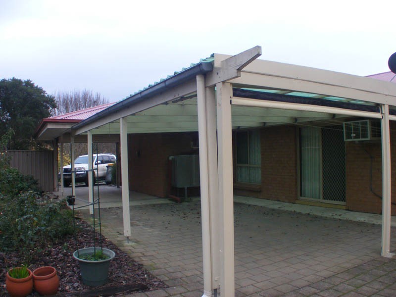 16 Elm Drive, Oakbank SA 5243