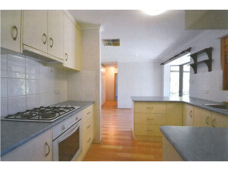 4 Adelaide Rd, Tungkillo SA 5236