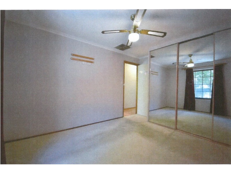 4 Adelaide Rd, Tungkillo SA 5236