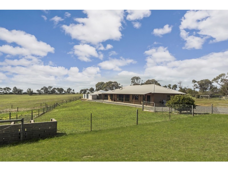 851 Angas Valley Rd, Springton SA 5235