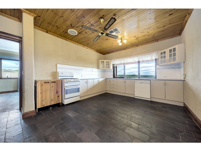 851 Angas Valley Rd, Springton SA 5235