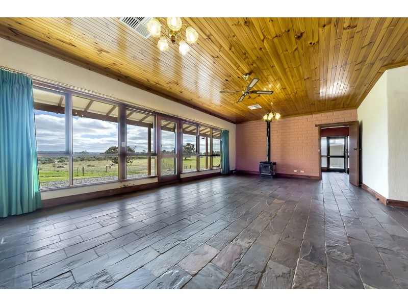 851 Angas Valley Rd, Springton SA 5235