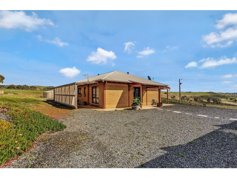 851 Angas Valley Rd, Springton SA 5235