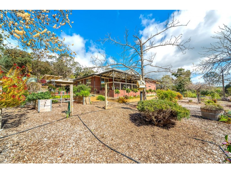 42 Victoria St, Gumeracha SA 5233