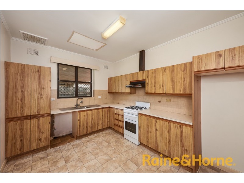 10 Anthony Street, Henley Beach SA 5022