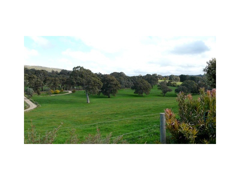 565 Burfords Hill Road, Mount Torrens SA 5244