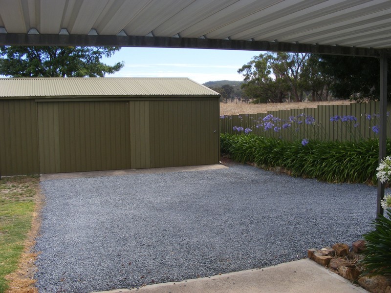 27 Jacaranda Drive, Woodside SA 5244