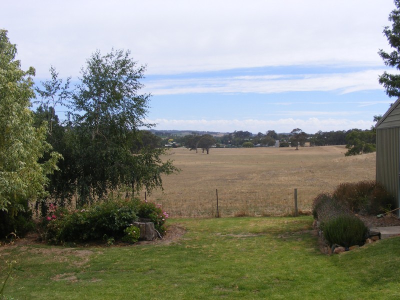 27 Jacaranda Drive, Woodside SA 5244