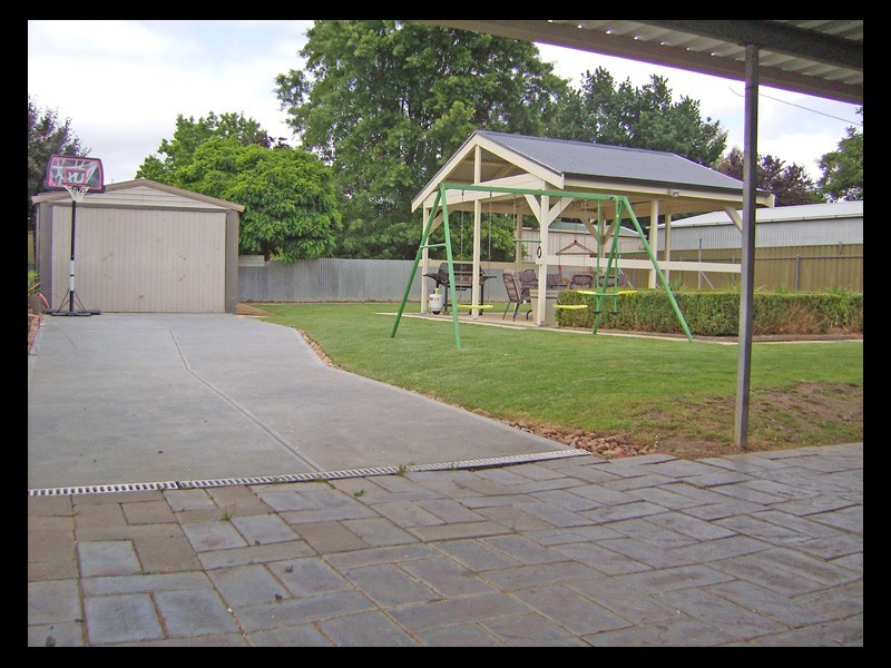 66 Grevillea Way, Woodside SA 5244