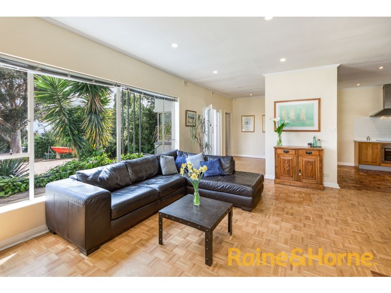8 Elinor Terrace, Glen Osmond SA 5064